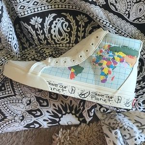 Vans Save Our planet High tops NWT